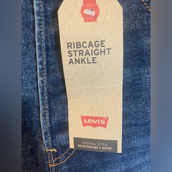 Levis Premium Womens 29x27 Ribcage Straight Ankle Jeans Blue Denim Button Fly - Picture 3 of 12